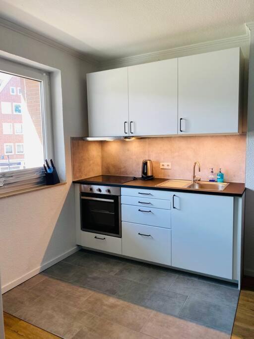 Zentrale Studio Wohnung In 埃姆登 外观 照片